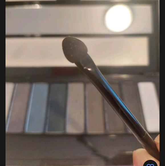 L'Oréal Paris La Palette Noir - Picture 6 of 6